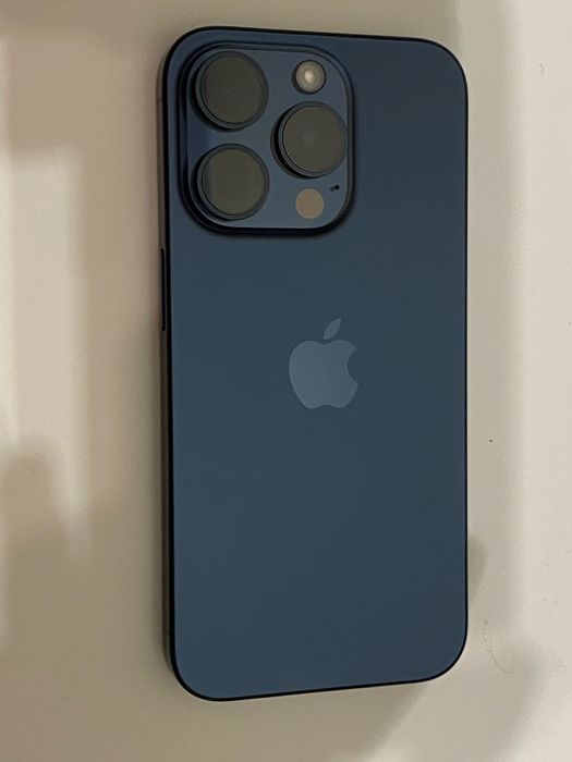 iPhone 15 pro 256GB 90%