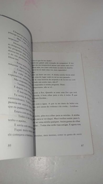 O Principezinho - Antoine de Saint - Exupéry