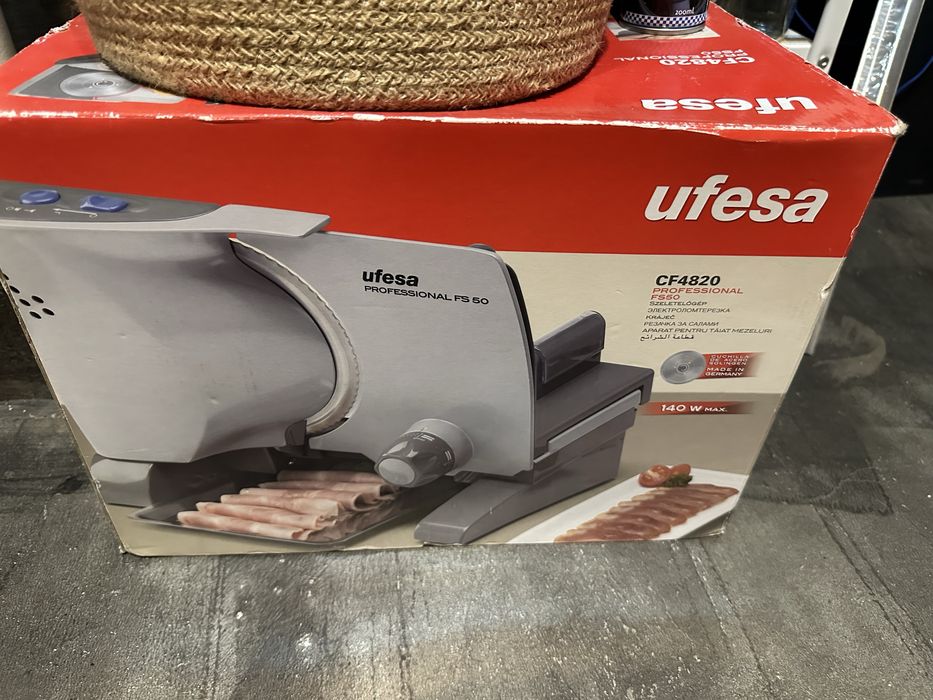 Fiambreira nova marca ufesa