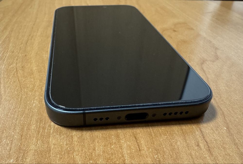 Iphone 17, 256GB czarny