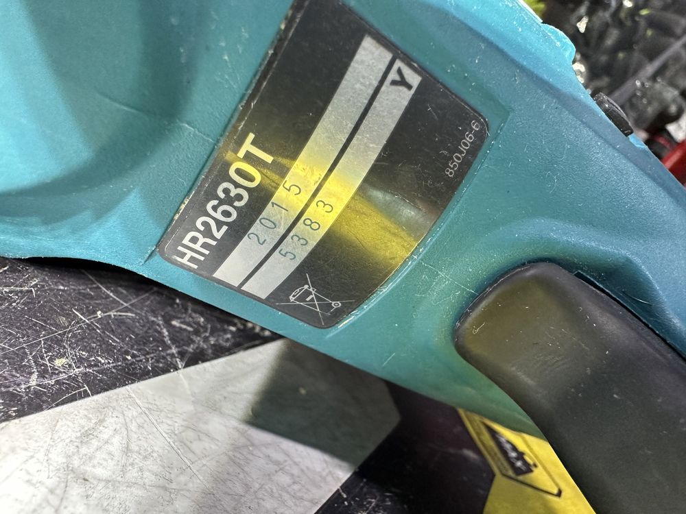 Перфоратор  Makita HR2630T 800W Makita HR 2630 T