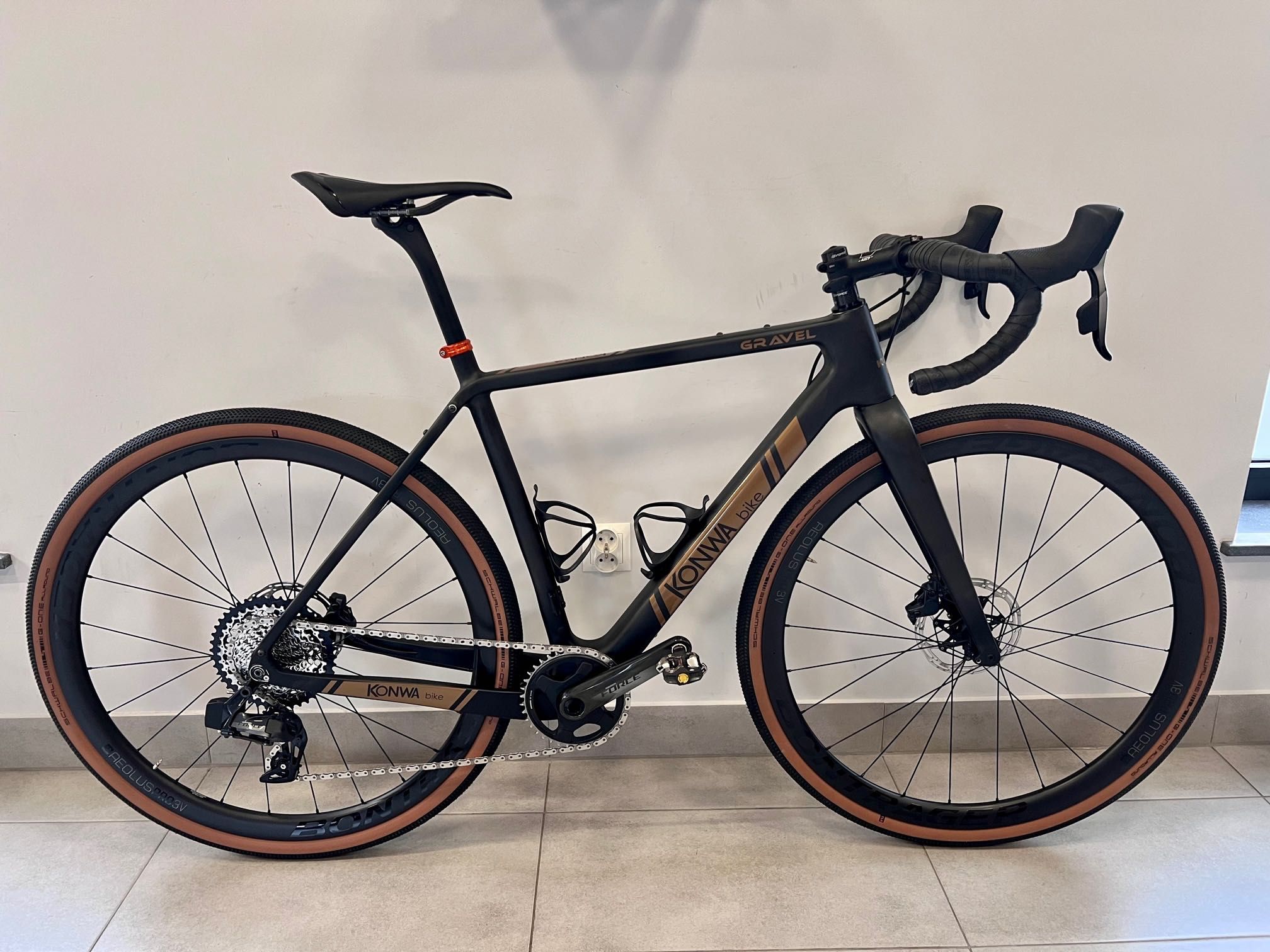 Rama GRAVEL  KONWA bike carbon wszystkie rozmiary !!!