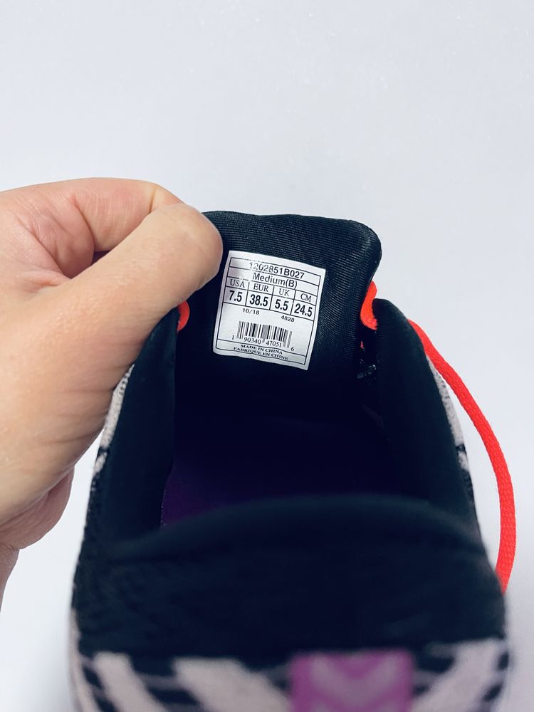 Кросівки жіночі Brooks LAUNCH 6 W 38.5р