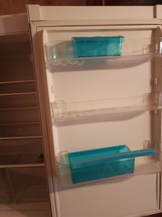 Холодильник в гарному стані