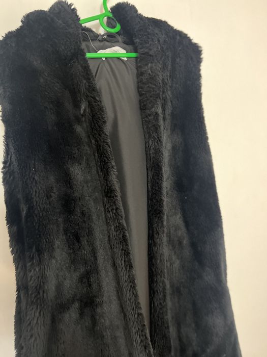 Czarna damska kamizelka/bezrękawnik elegancki