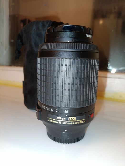 Объектив Никон 55-200 мм