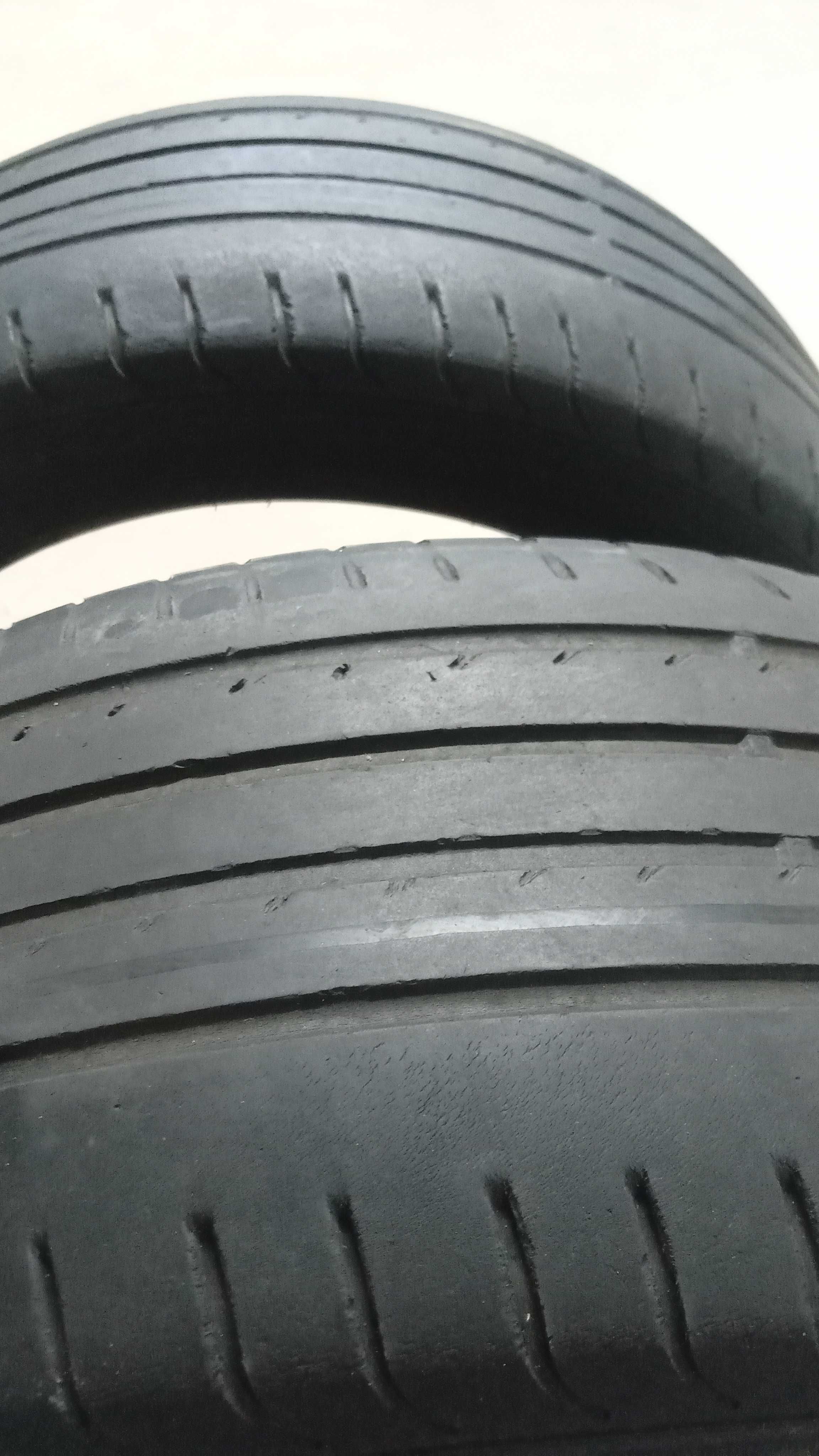 2 conjuntos de 2 pneus cada GOODYEAR e Michelin.