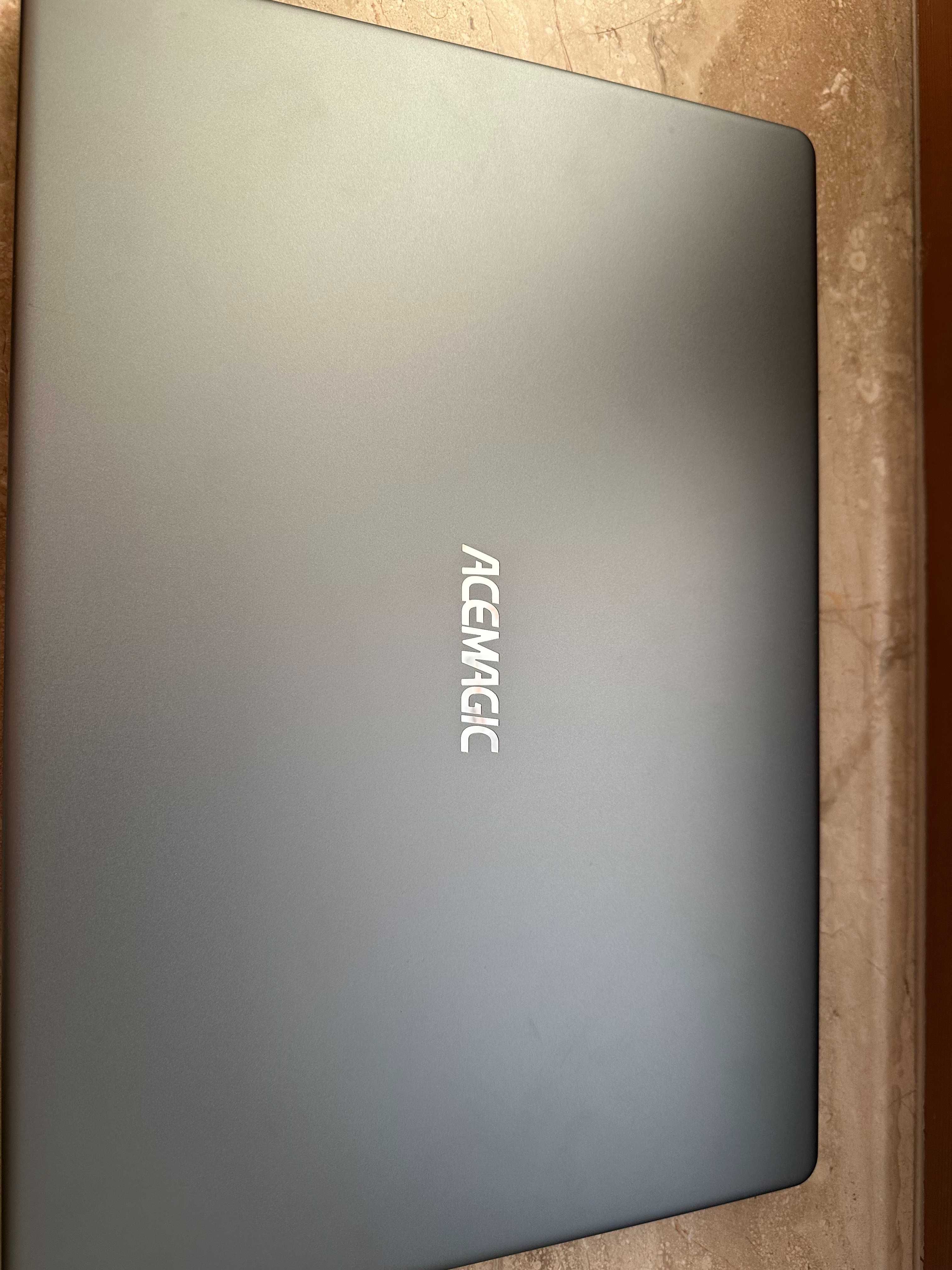 Laptop ACEMAGIC 16 cali 16 GB DDR4 512GB SSD Przenośny, 1920 * 1200s