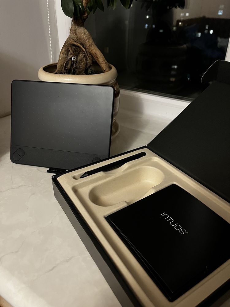 Продам графічний планшет Intuos CTH-490PK