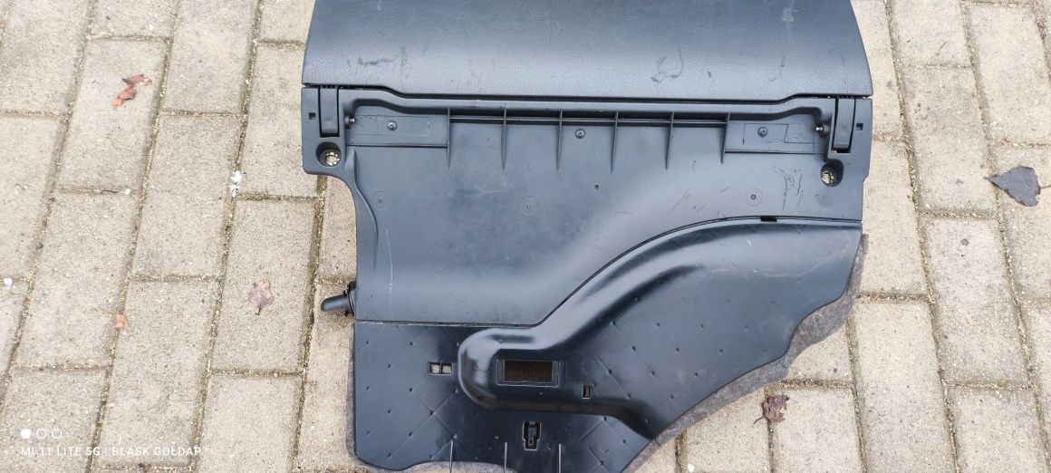 Schowek Czarny Pasażera z Lodówką Do Audi A4 S4 B6 B7 02-08 rok Gołdap