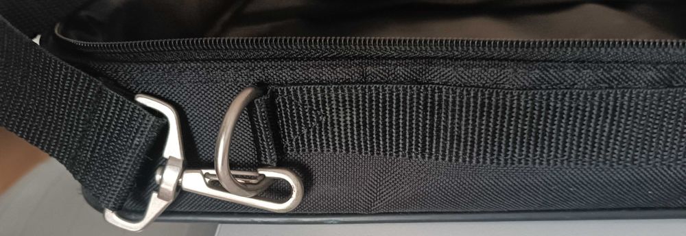 Torba na laptopa marki Toshiba