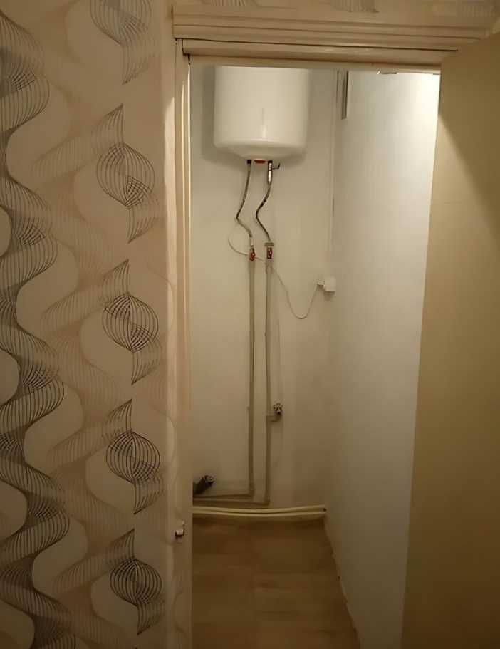 (7) Продаж 1 к. квартири в смт. Десна (5813)