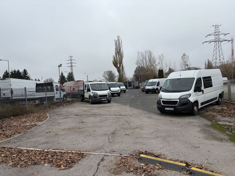 Do wynajęcia plac 1300m2 ul.Augustówka 22