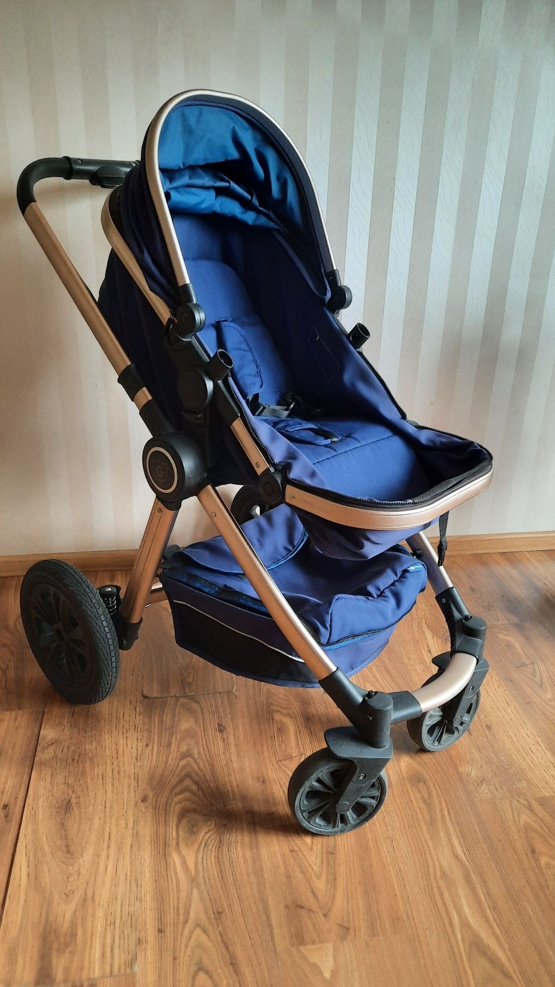 Wózek dziecięcy G-mini 2 w 1 gondola i spacerówka