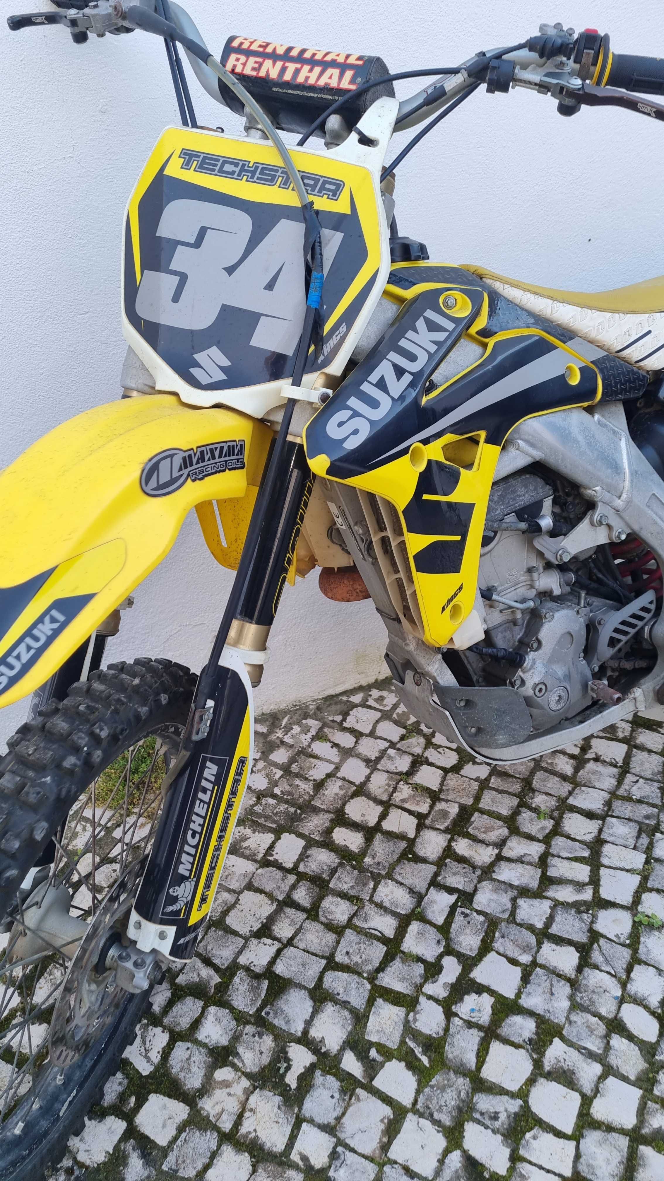 Suzuki RMZ 450 Matriculada