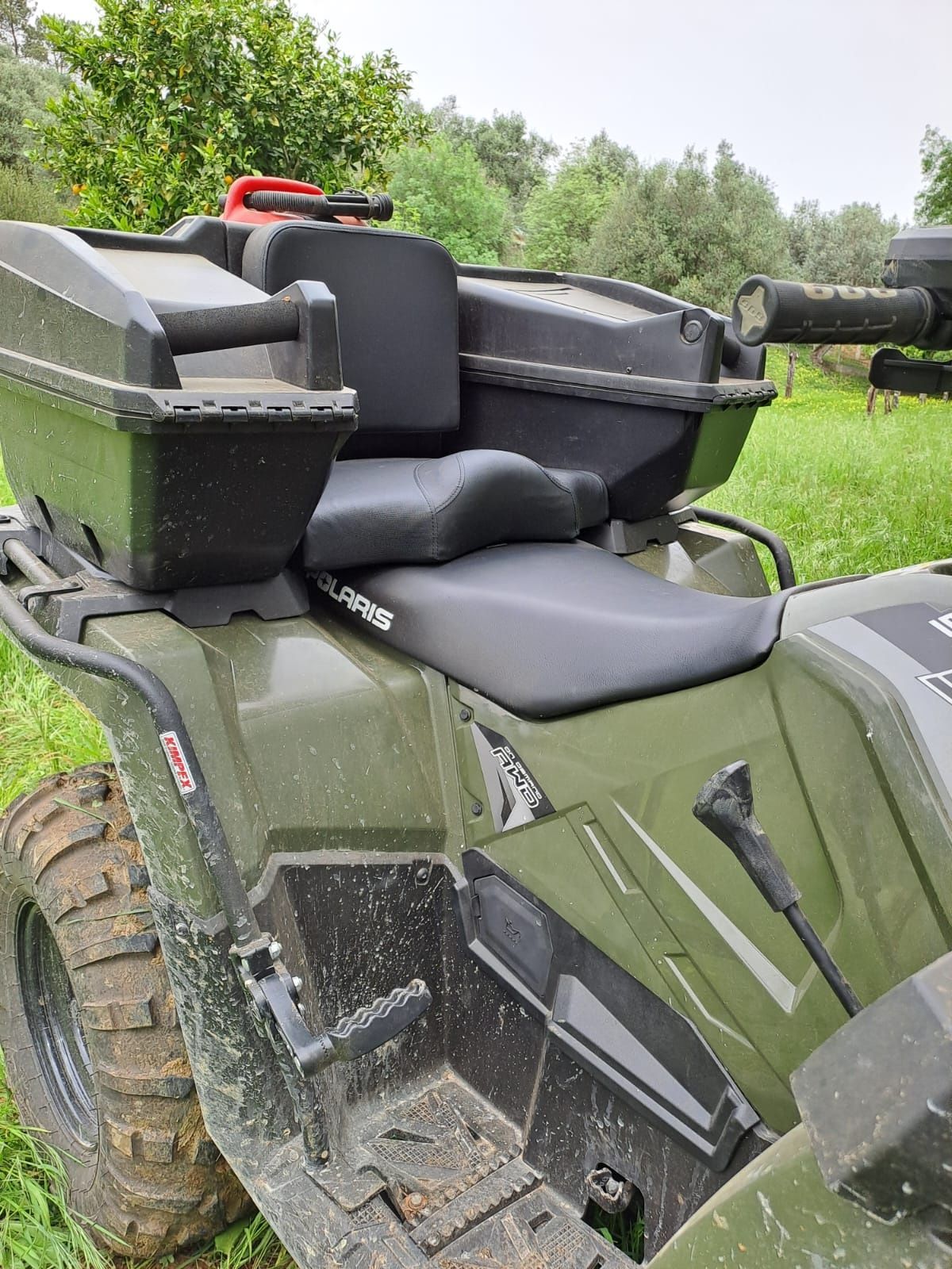 Polaris sportsman 570