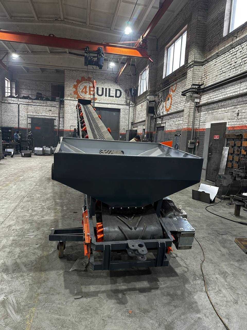 Przenośnik do załadunku barek 120–150 t/h, przeładunkowy samojezdny