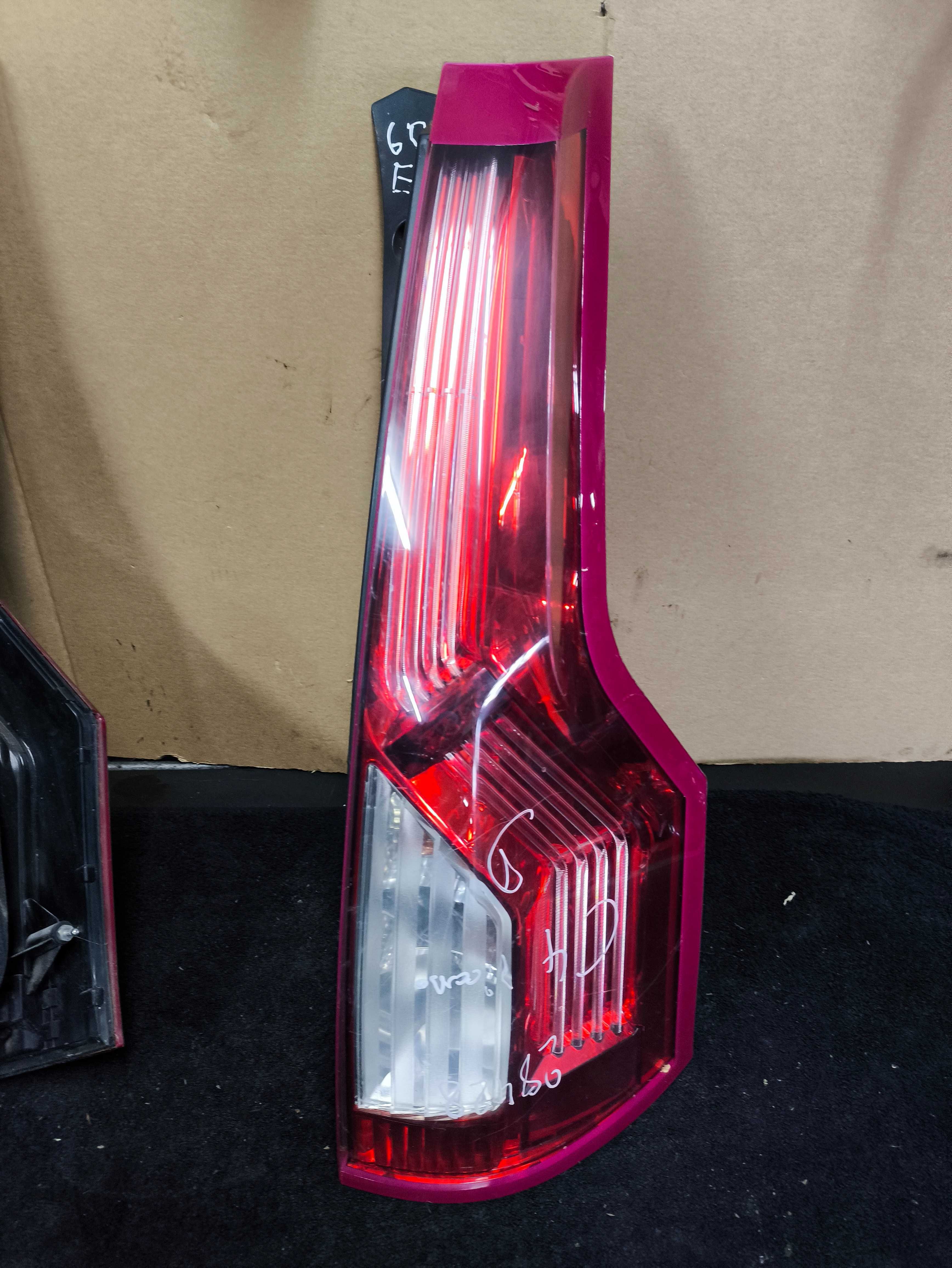 Lampa tylna prawa Citroen C4 Grand Picasso Siedlce