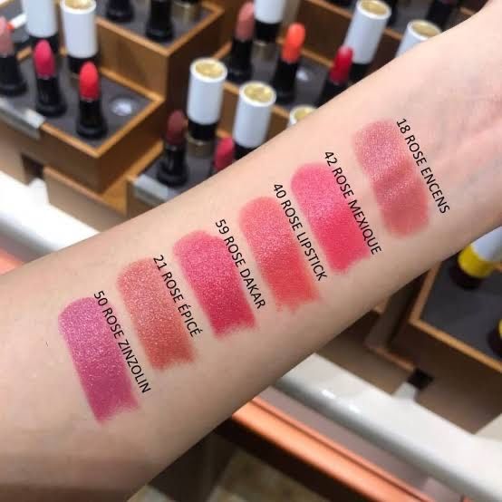 Pomadka Hermes nr 59 Rose Dakar Satine