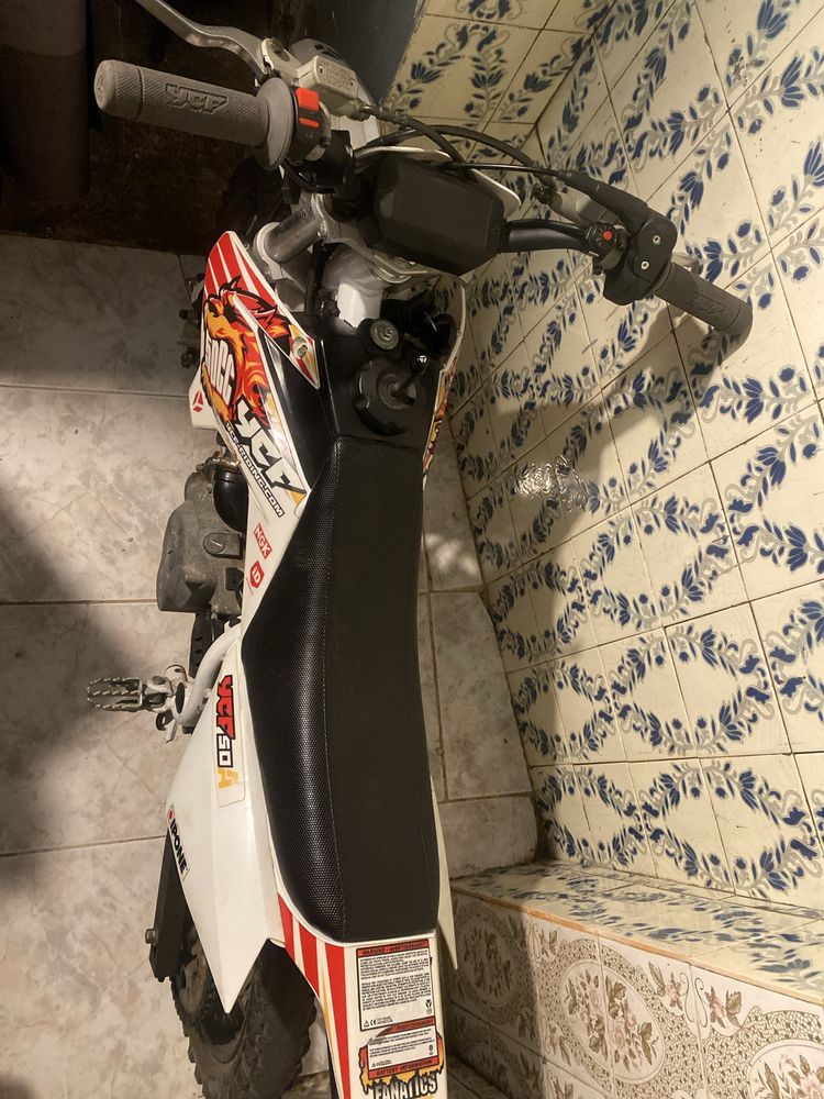 Mota 50cc ycf de corrida