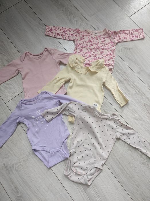 Paka ubranek dla dziewczynki rozmiar 68