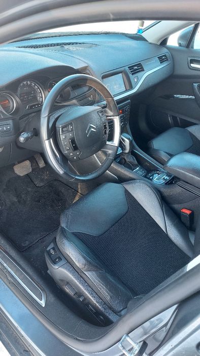 Sprzedam Citroen C5 2,7hdi