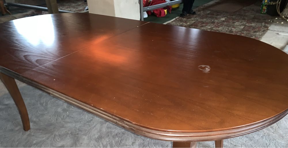 Sprzedam duży rozkladany stół
