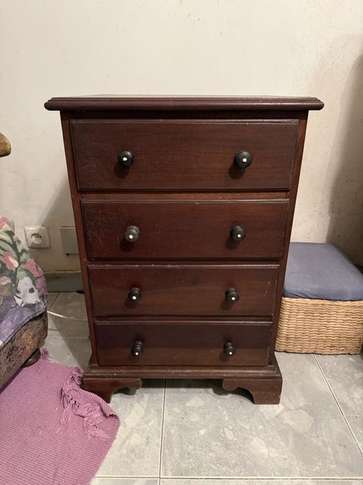 Movel para quarto ou sala