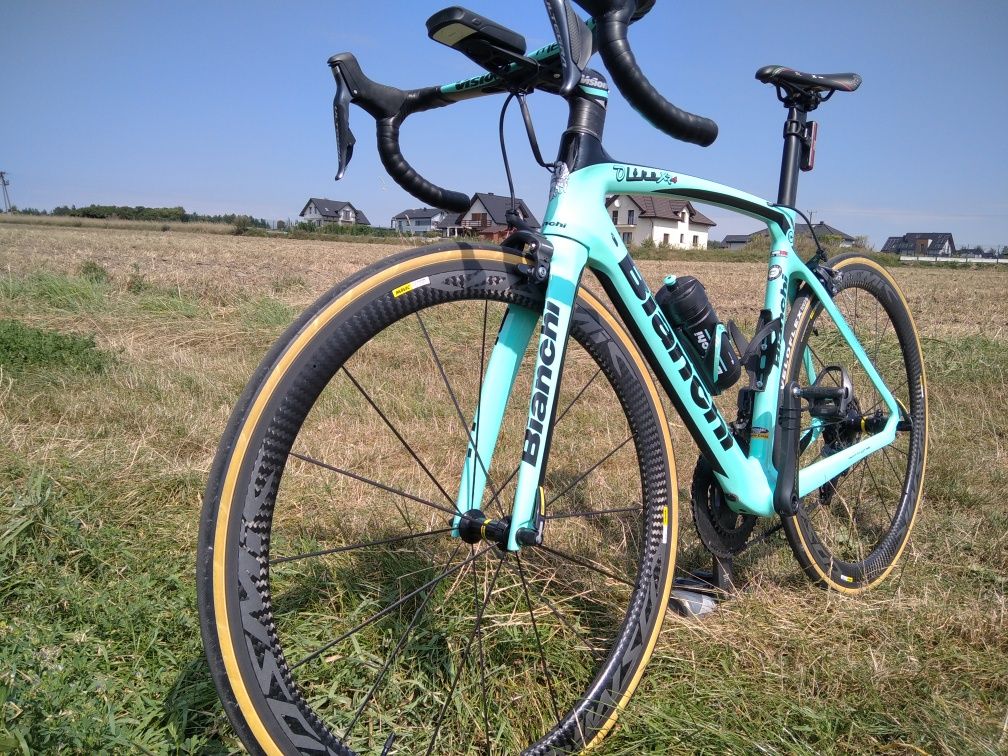 Bianchi Oltre XR4 Ultegra di2 roz.55