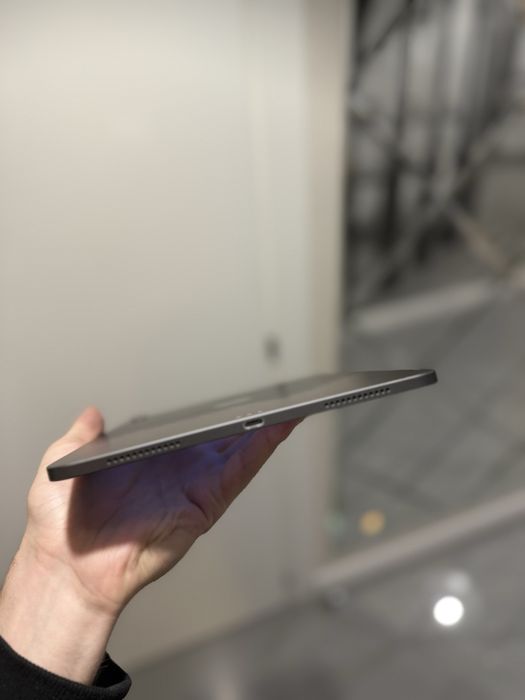 iPad Air 5 10.9 M1  (2022) 64GB Space Gray чудовий стан з гарантією
