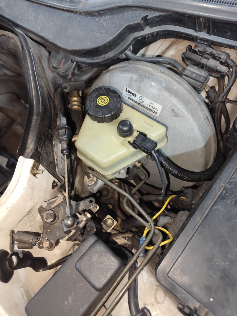PEÇAS Mercedes C 220 d w202