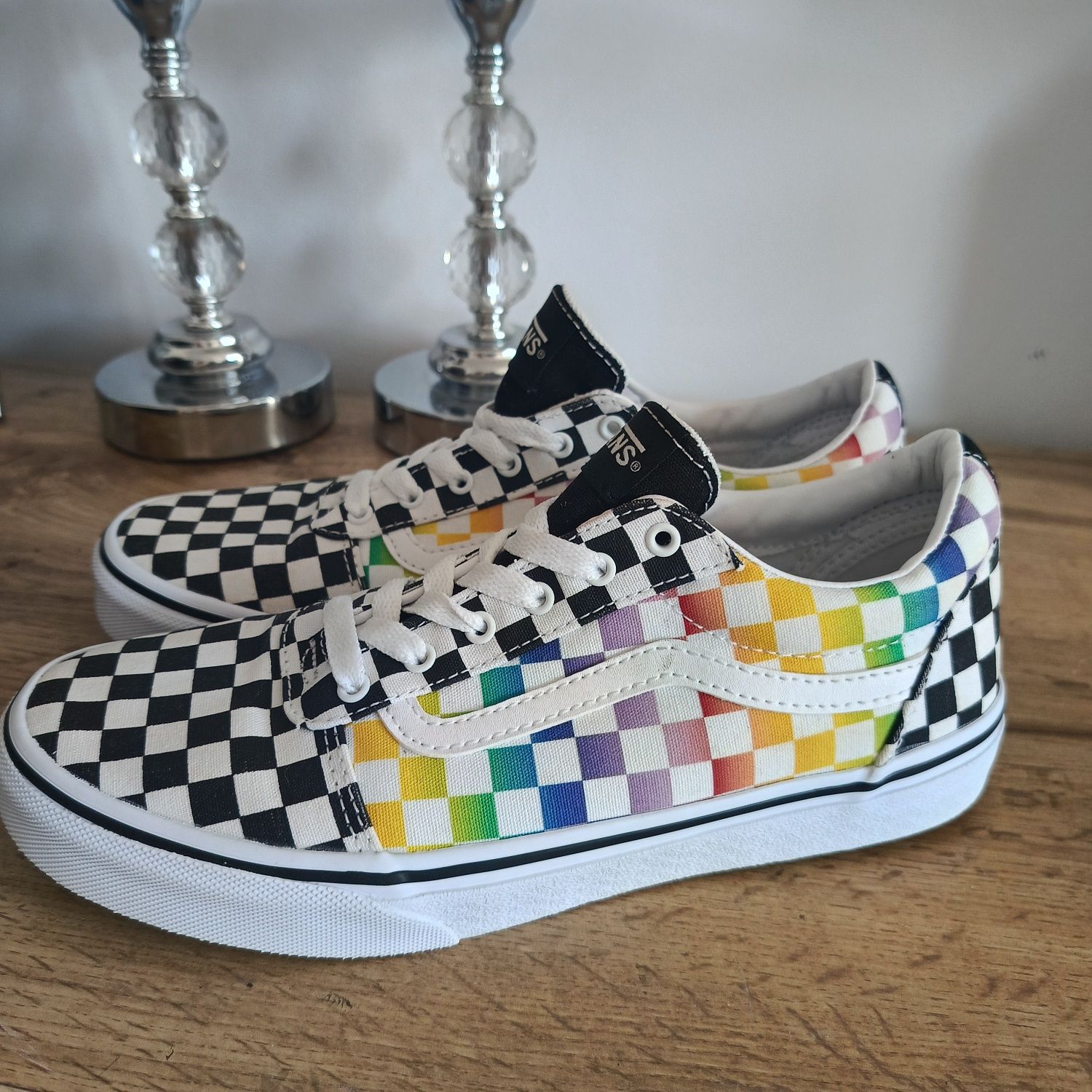 Trampki Vans multi kolor 38 kratka