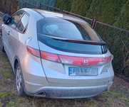 Honda Civic VIII ufo
