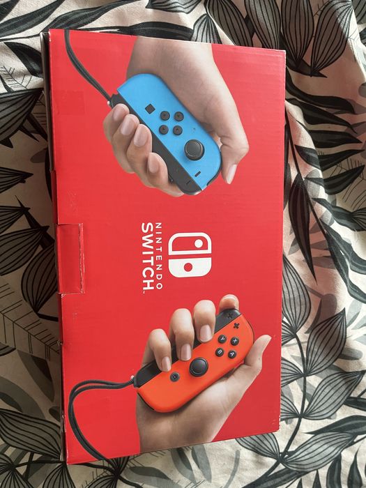 Nitendo  Switch komplet + 3 gry