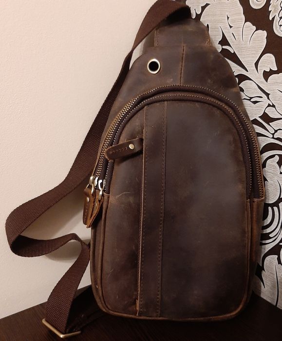 Чоловіча шкіряна сумка.