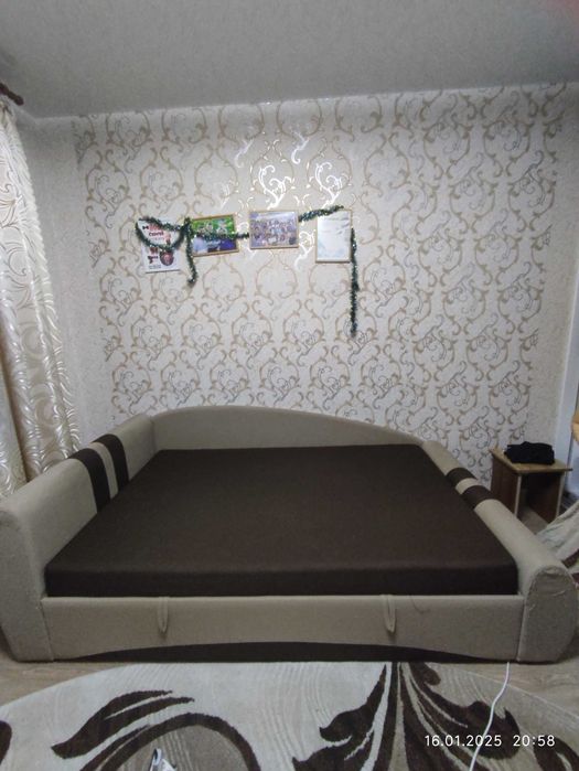 Продам діван кровать