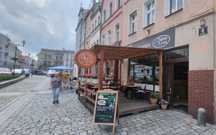 Inwestuj w Smak i Historię! Dochodowy Lokal w centrum Paczkowa!
