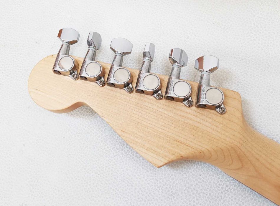Fender Stratocaster Standard - Made in Japan 2012