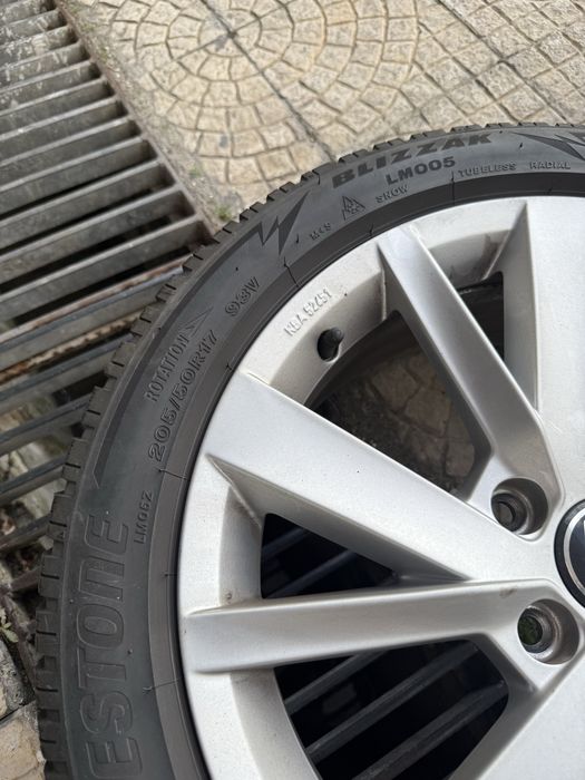 Conjunto de rodas VW 205x50xR17