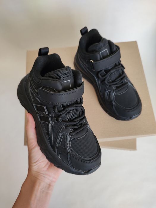 Кросівки утеплені для хлопчиків, р.32,36