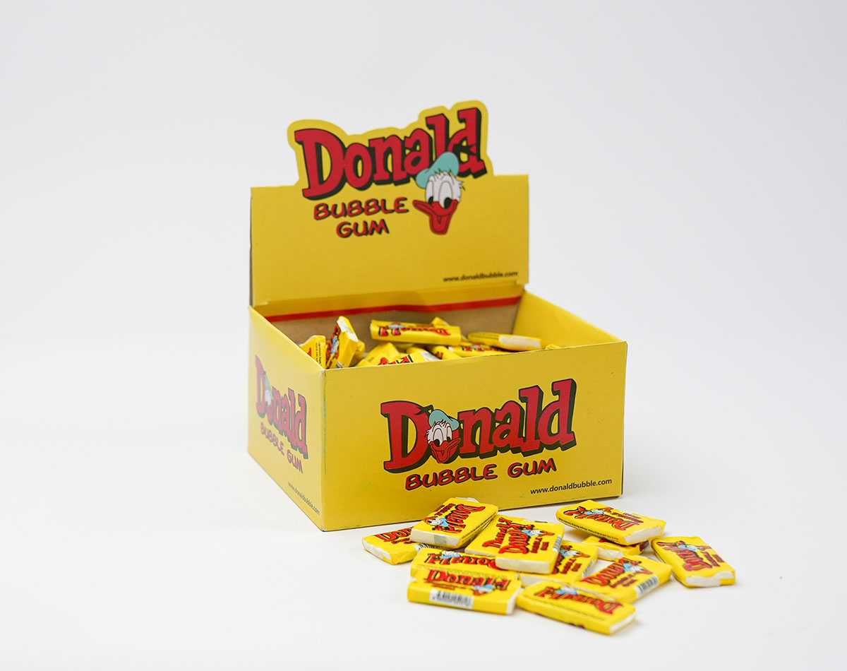 Упаковка жувальних гумок Donald bubble Gum Legendary,  жвачка дональд