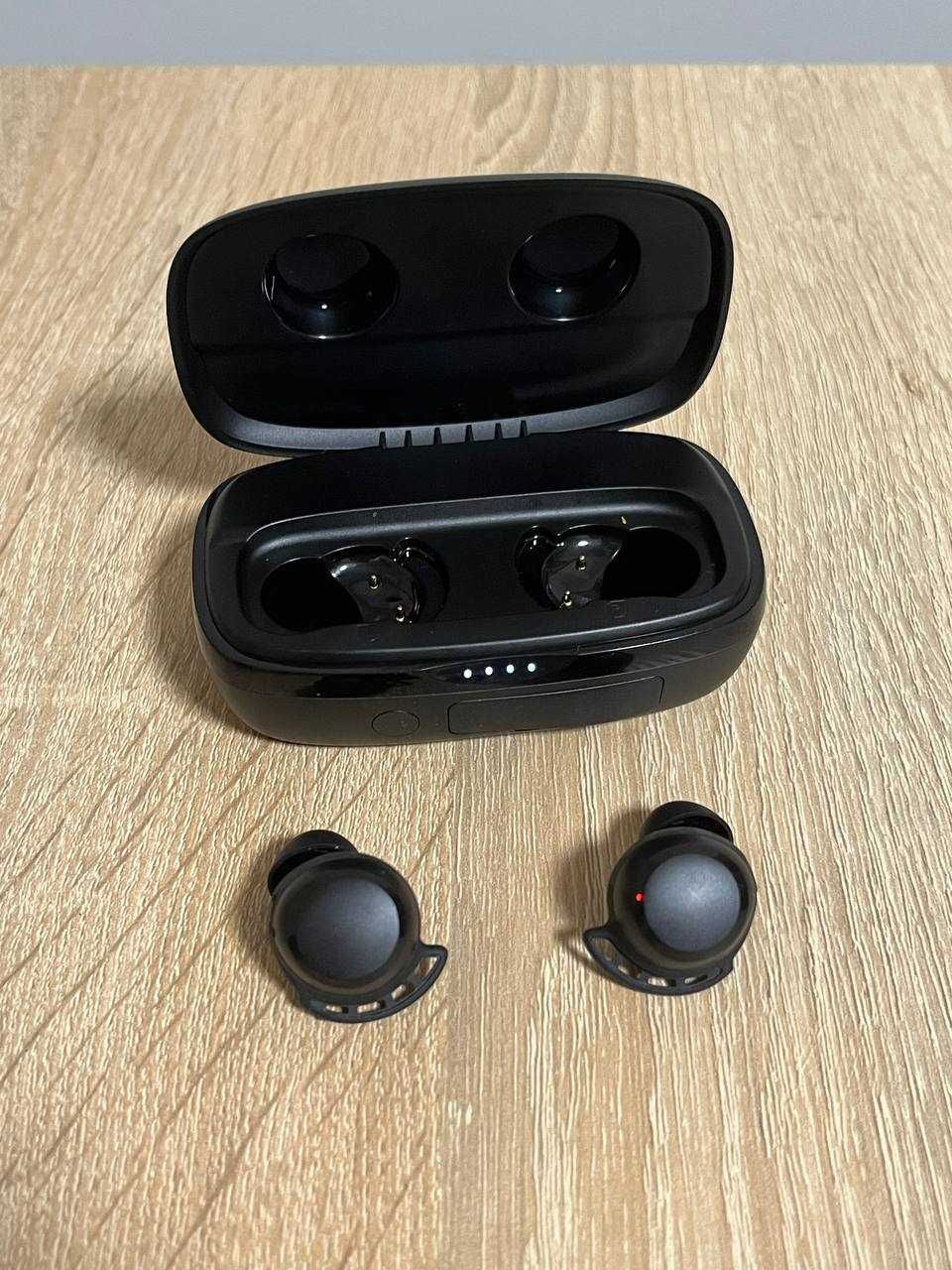 Беспроводные наушники Tribit FlyBuds 3 True Wireless Earbuds