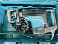 HM1213C makita mlot wyburzeniowy sds max ladny,  jak nowy