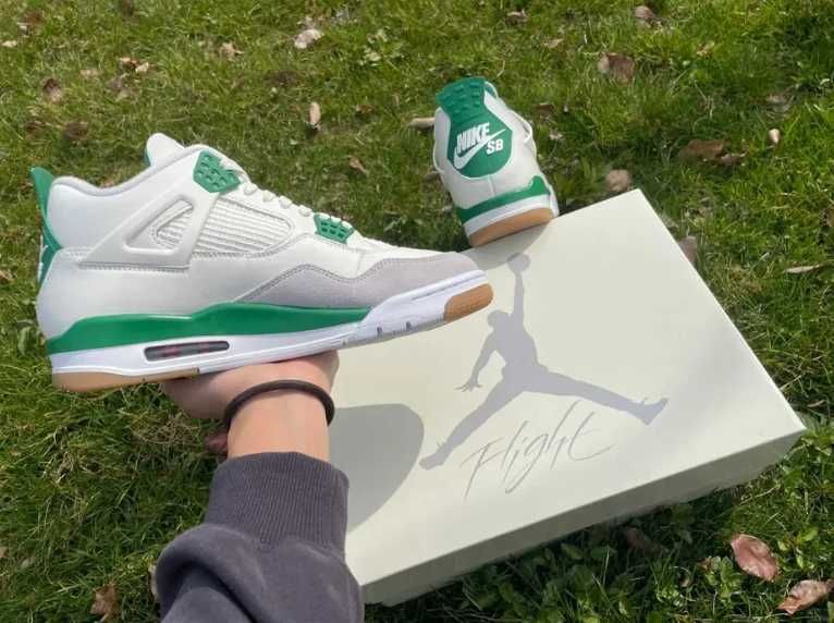 Nike_SB_x_Jordan_Air_Jordan_4_"Pine Green"_R.45