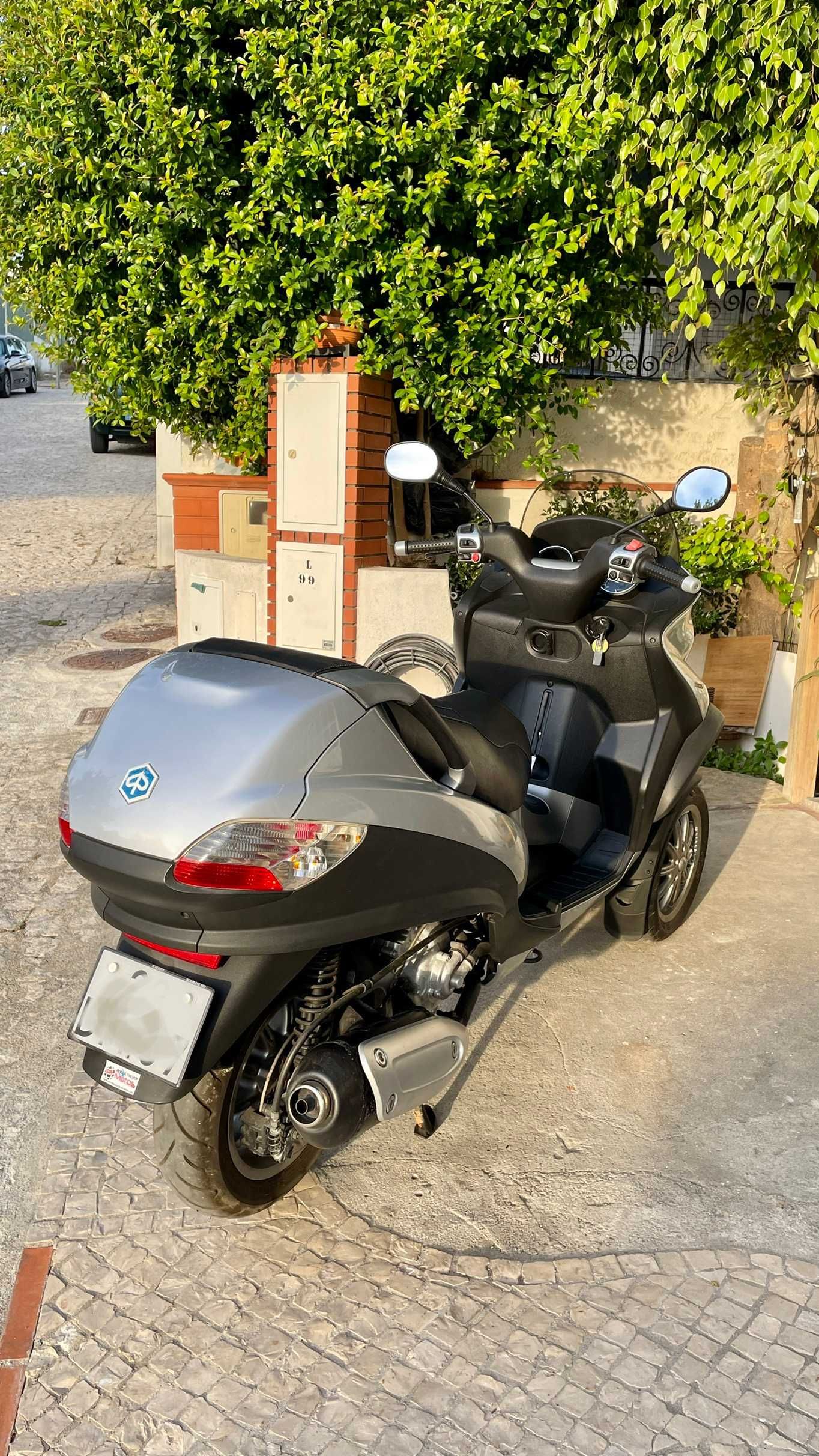 Piaggio MP3 RL 250 IE