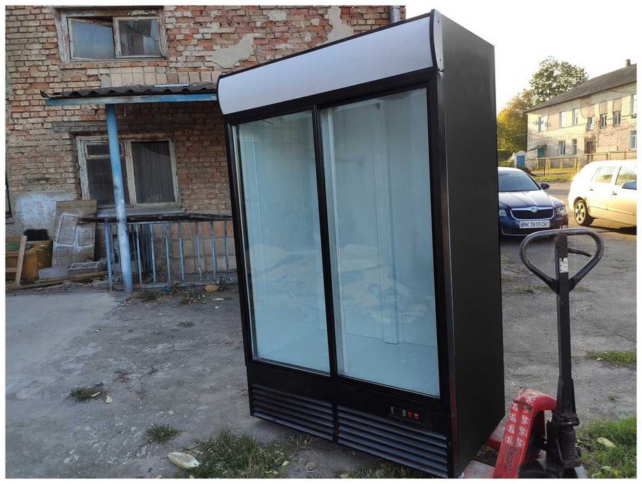 Холодильна шафа вітрина шкаф UBC SuperLarge1300 Графіт, Є сервіс!