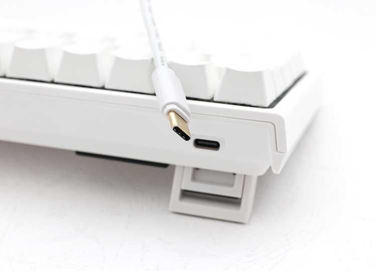 ducky one 2 mini pure white blue switches