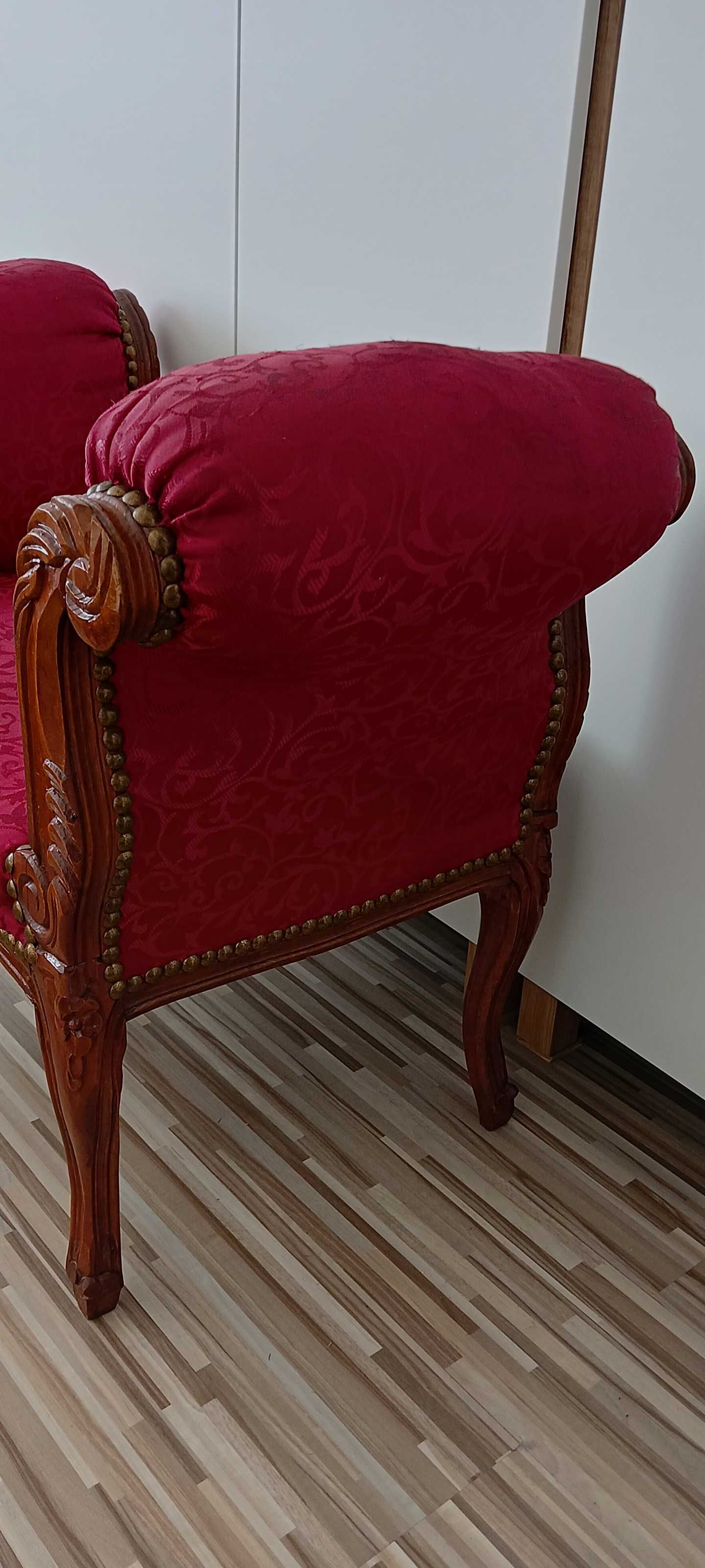 Antyczne siedzisko, szezlong, ławka tapicerowana.
