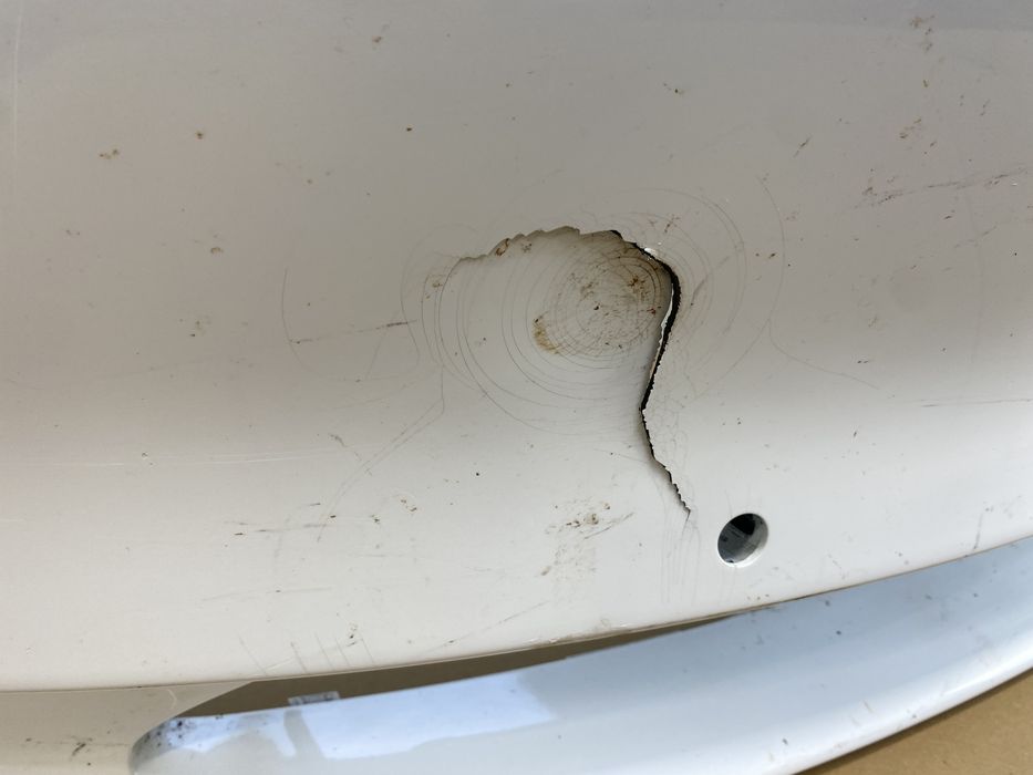 TESLA MODEL 3 Zderzak Przód Przedni PDC