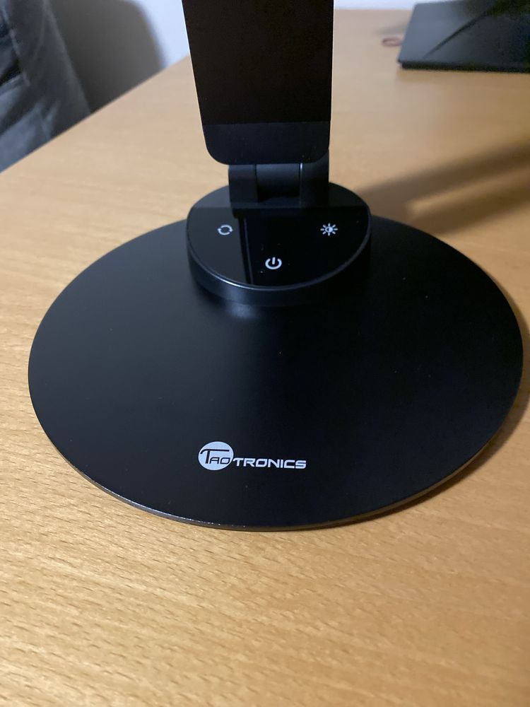 Lampka led biurkowa TAOTRONICS DL-19